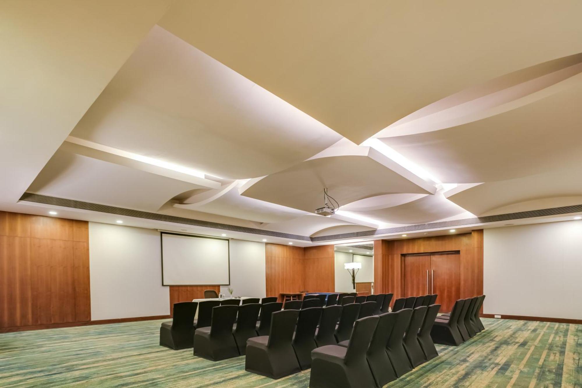 فندق Club Mahindra Tungi, لونافالا المظهر الخارجي الصورة